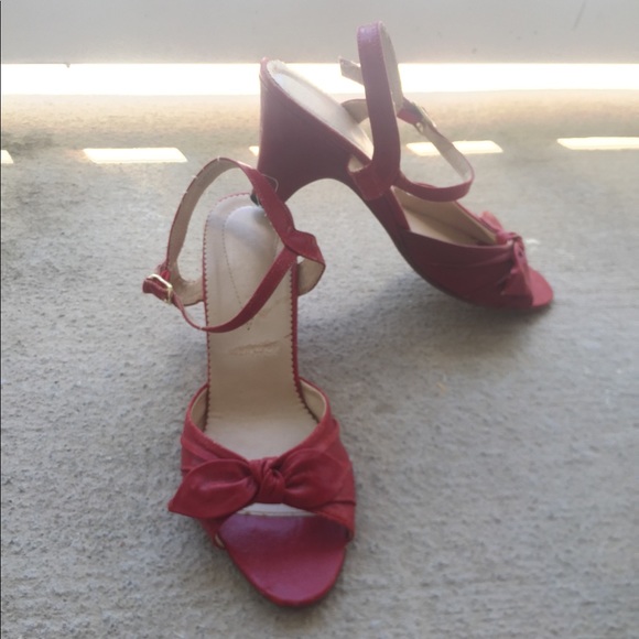 Vintage red ankle strap heels - Picture 2 of 4